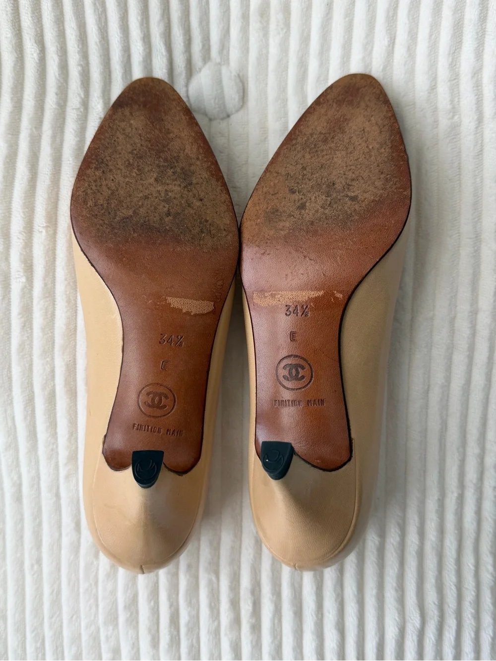 CHANEL vintage signature